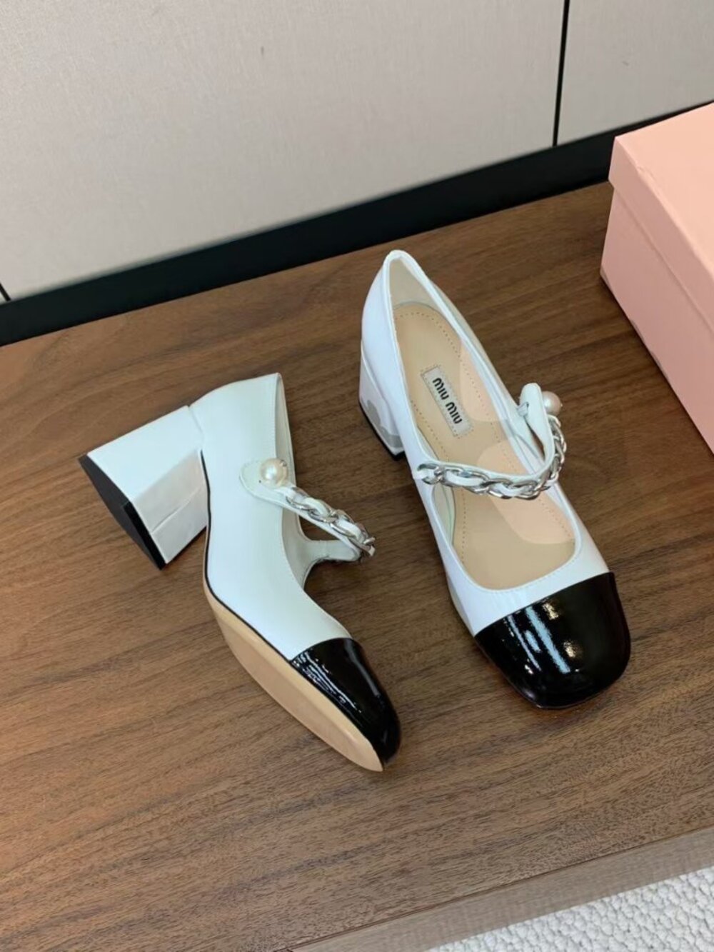 Miu Miu Bicolor Patent Leather Mary Jane Block Heels - Picture 2 of 8